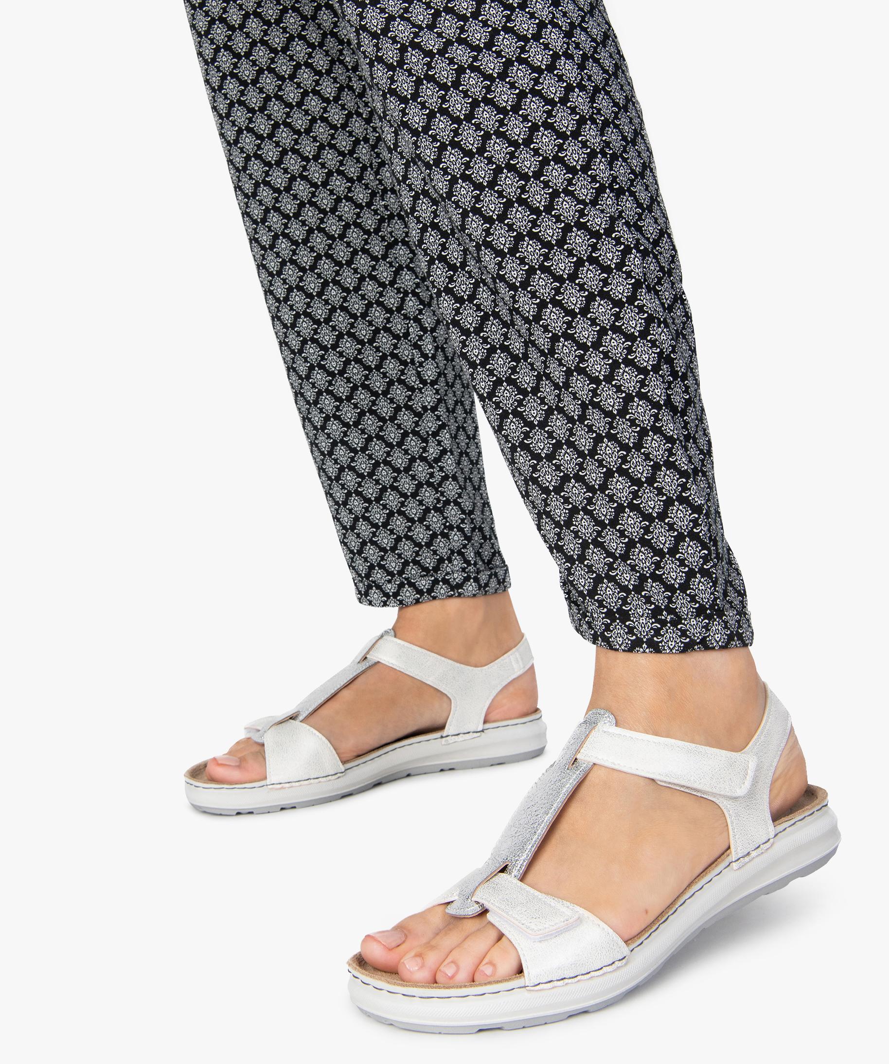 Sandales femme confort brillantes a scratch