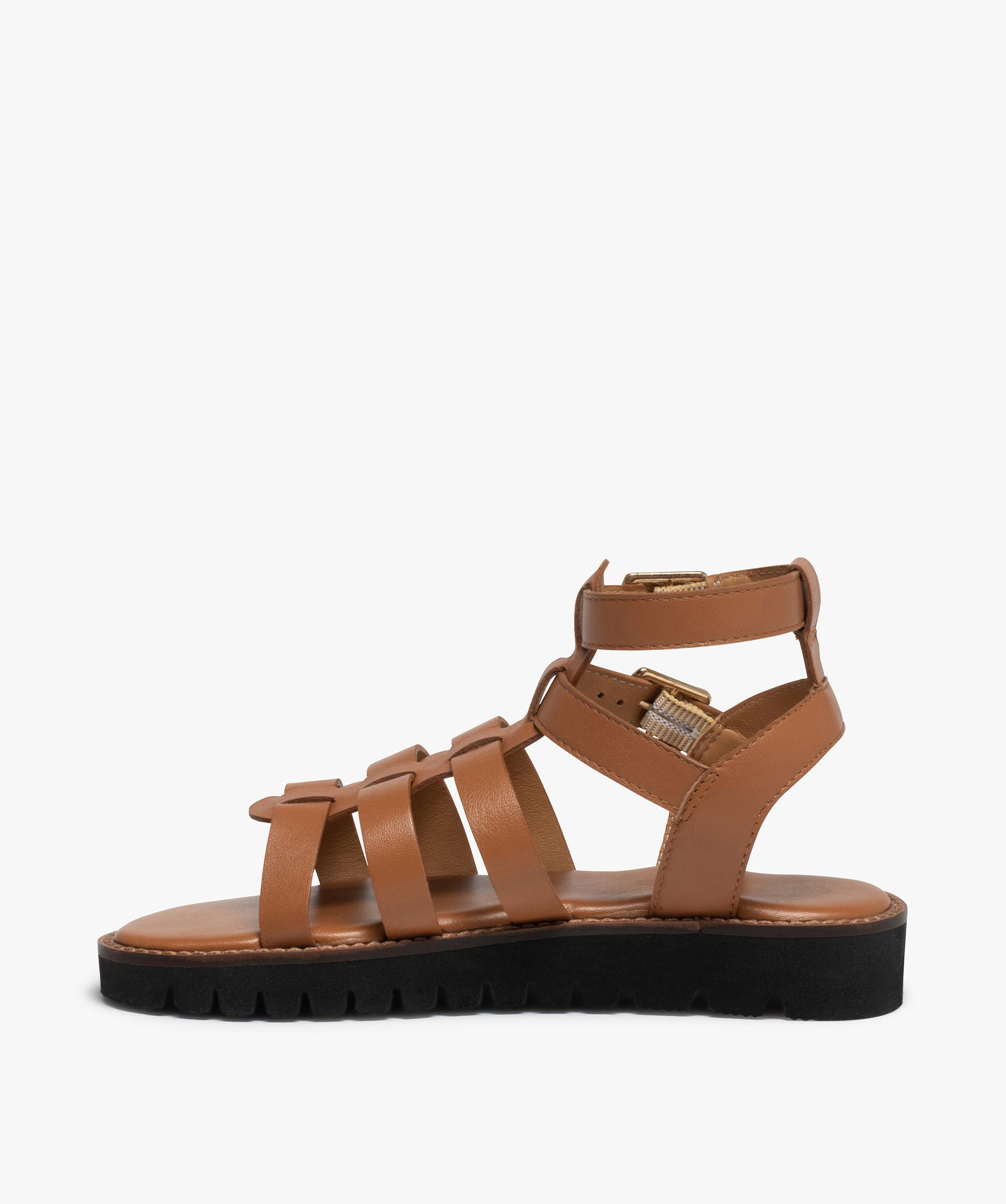 Sandales fille spartiates en cuir uni a semelle crantee marron clair GEMO