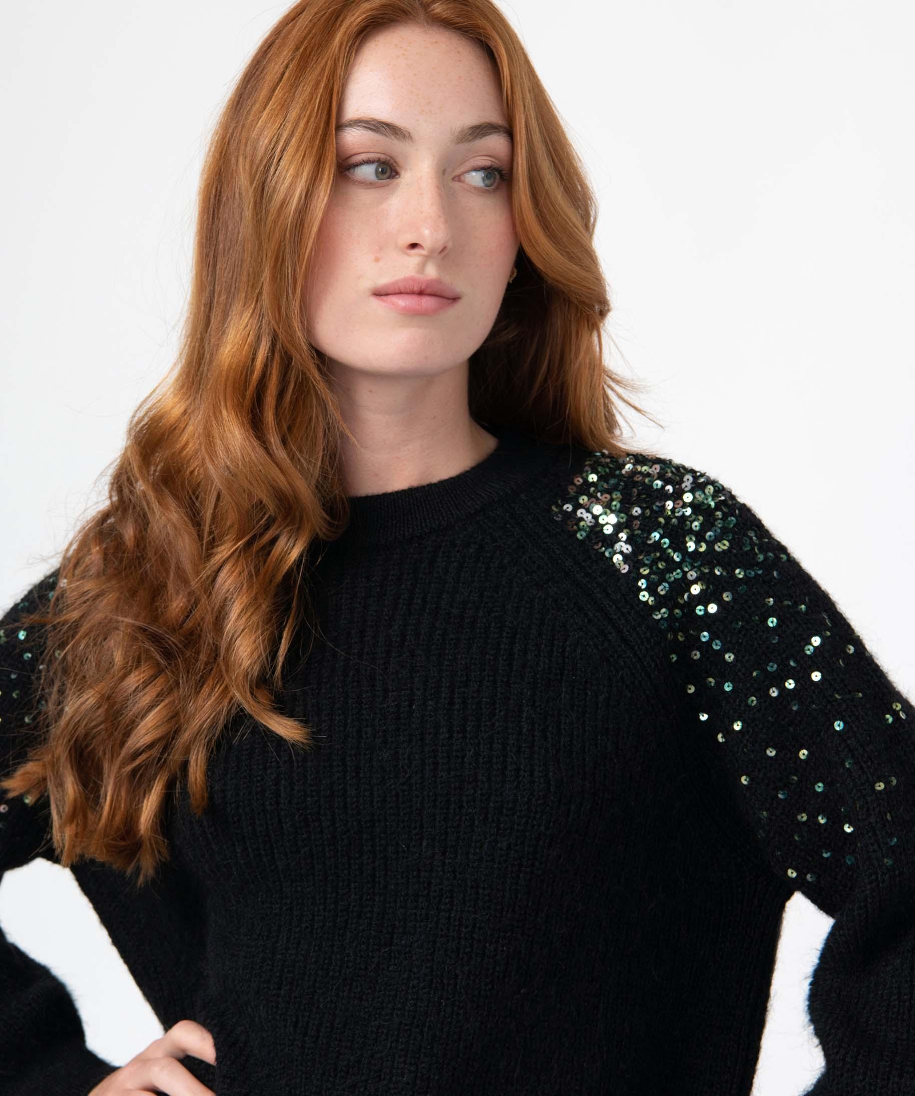 Pull Fin Blanc à Sequins Et Fleurs - Taille M, Manches Longues, Occasion Très Bon état
