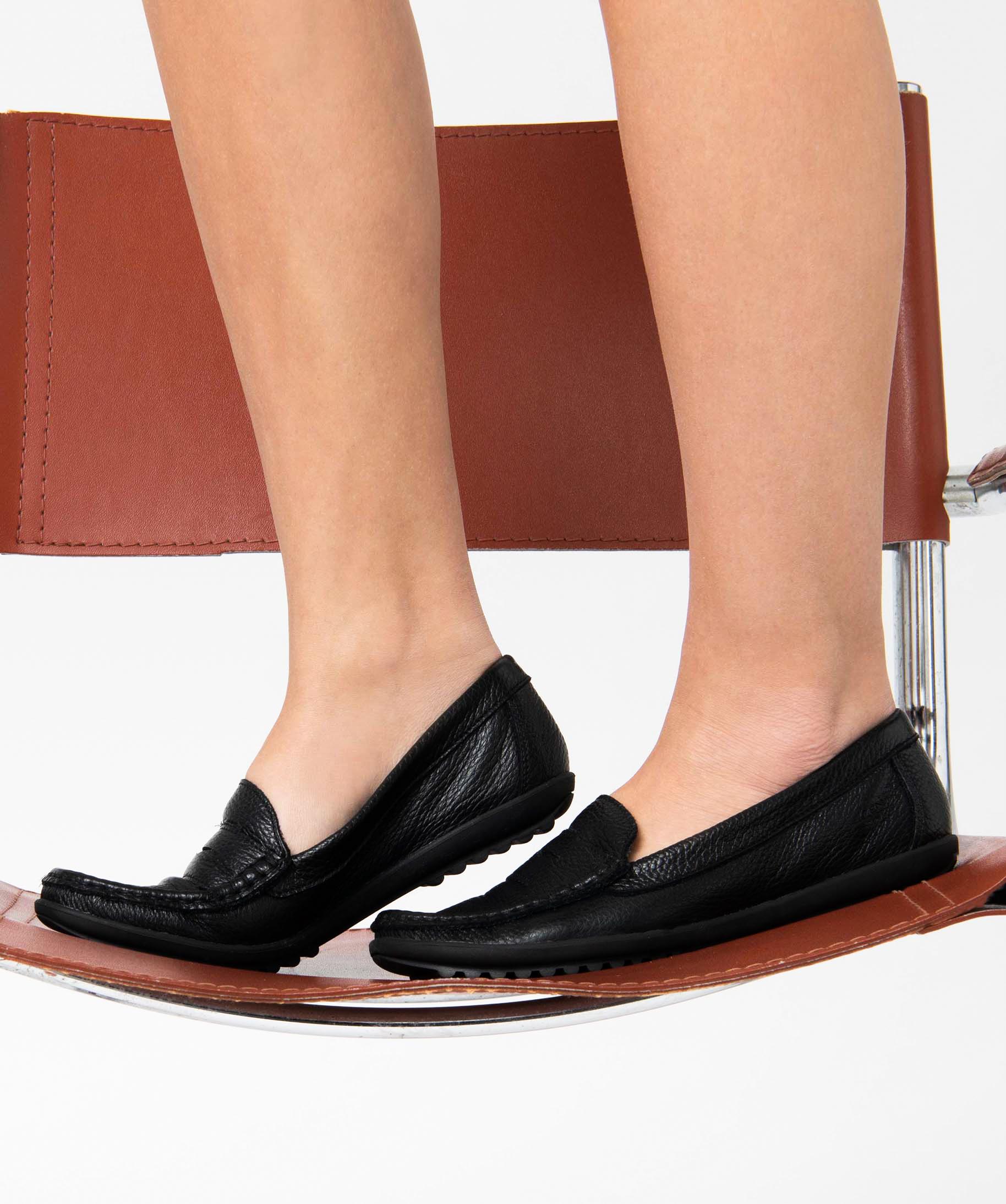Mocassins confort femme dessus cuir uni noir GEMO