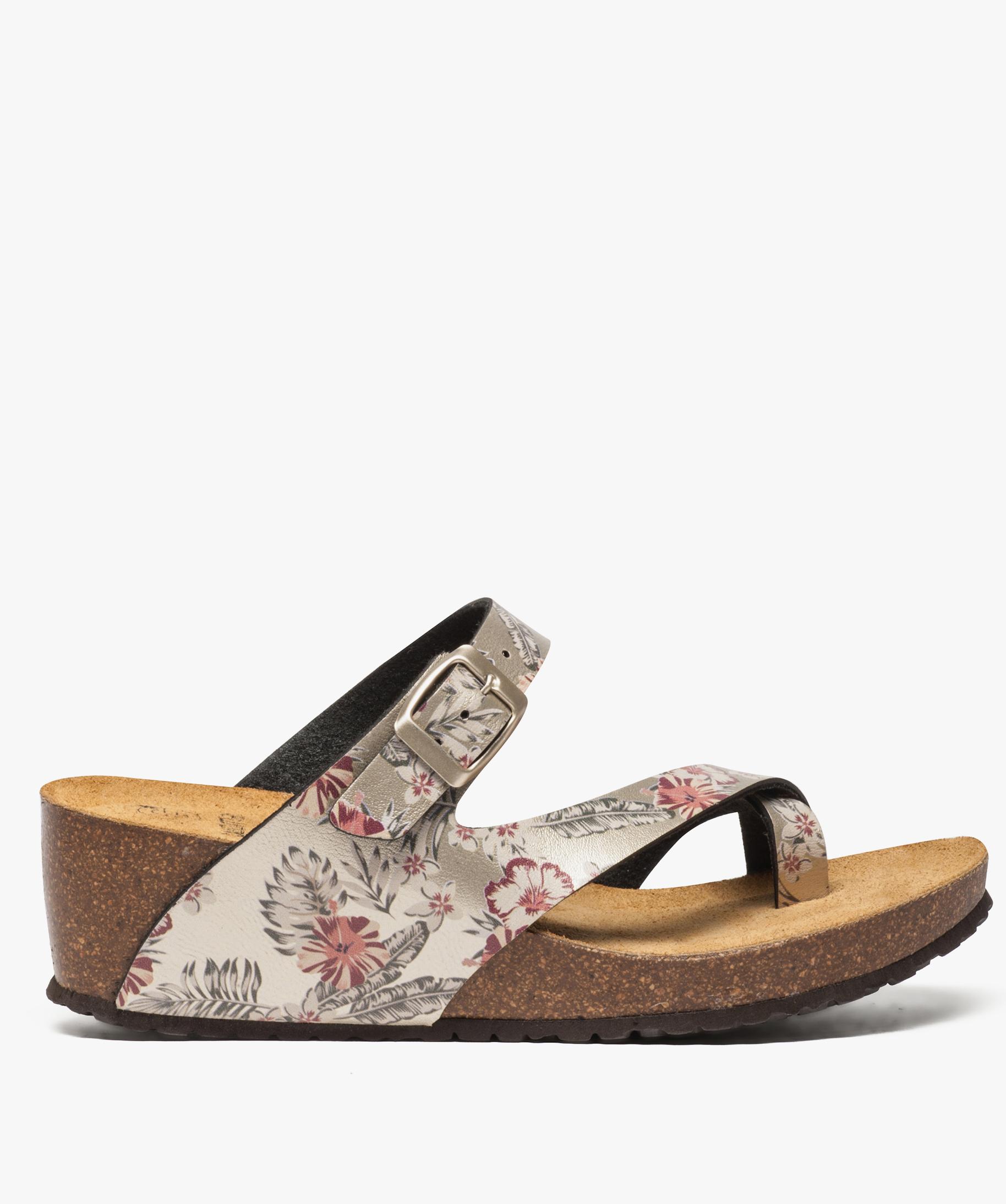 Sandales femme a talon compense et laniere entre doigt GEMO