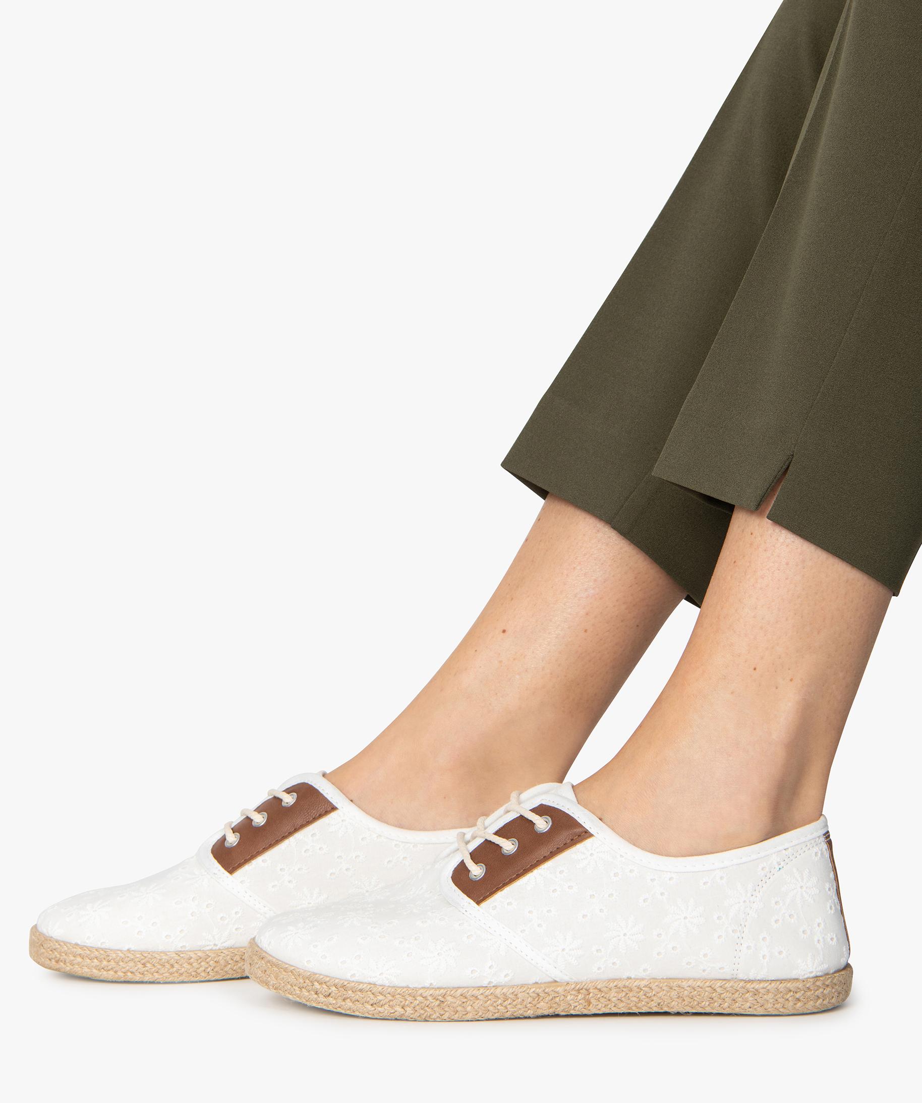 Derbies femme souples en toile et lacets cordelette