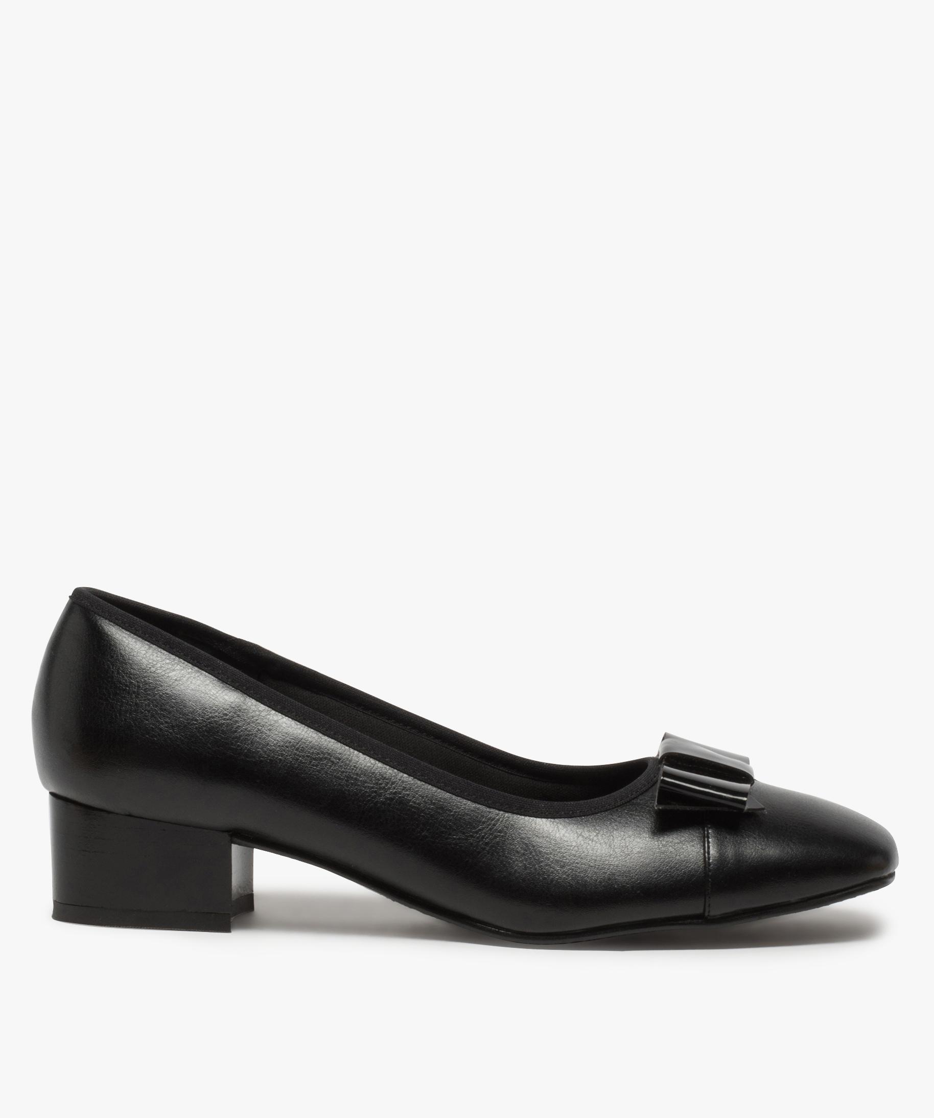 Ballerines femme confort avec petit talon et n ud verni noir GEMO