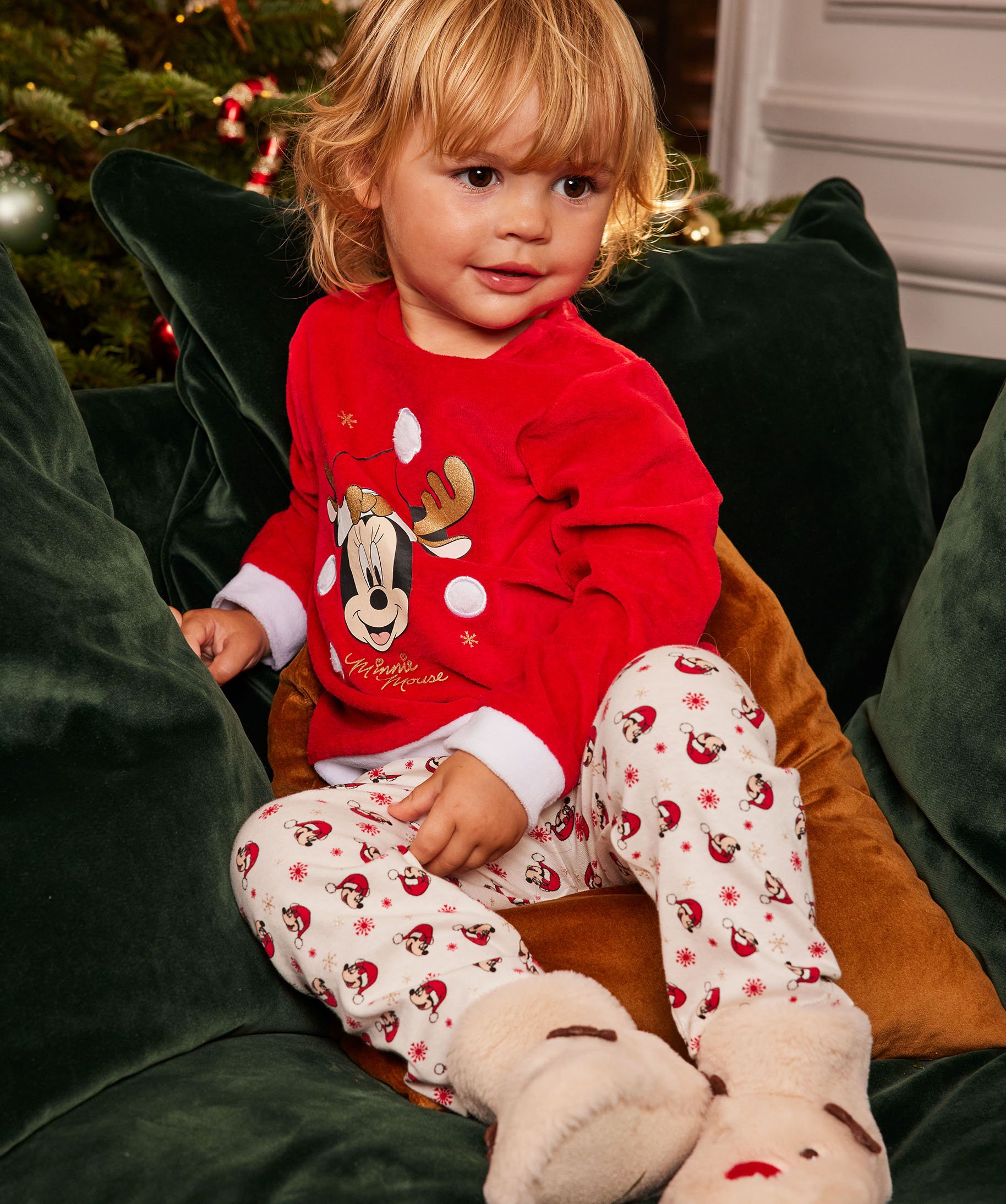 Pyjama 2 pièces spécial Noël velours motif Minnie bébé  rouge
