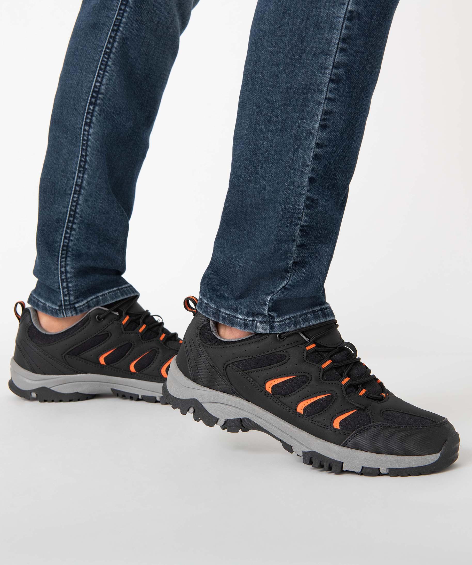 Baskets homme tout terrain a semelle crantee noir GEMO