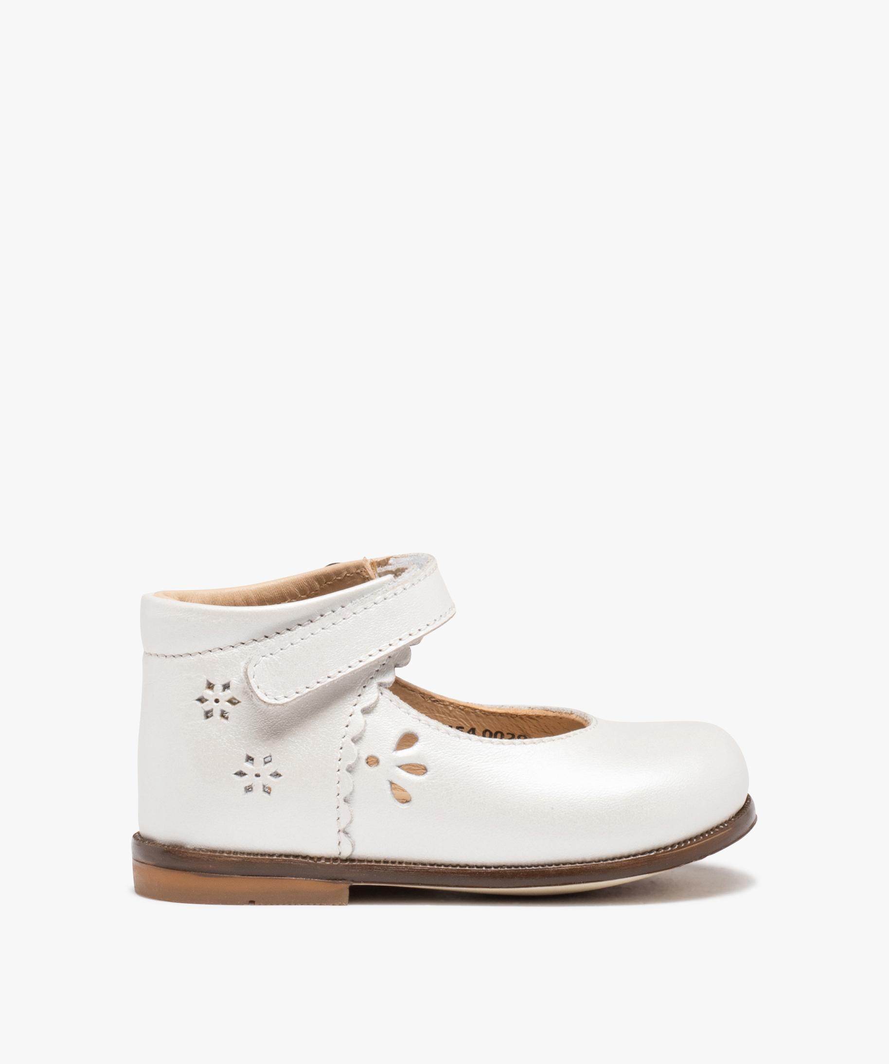 babies blanches fille