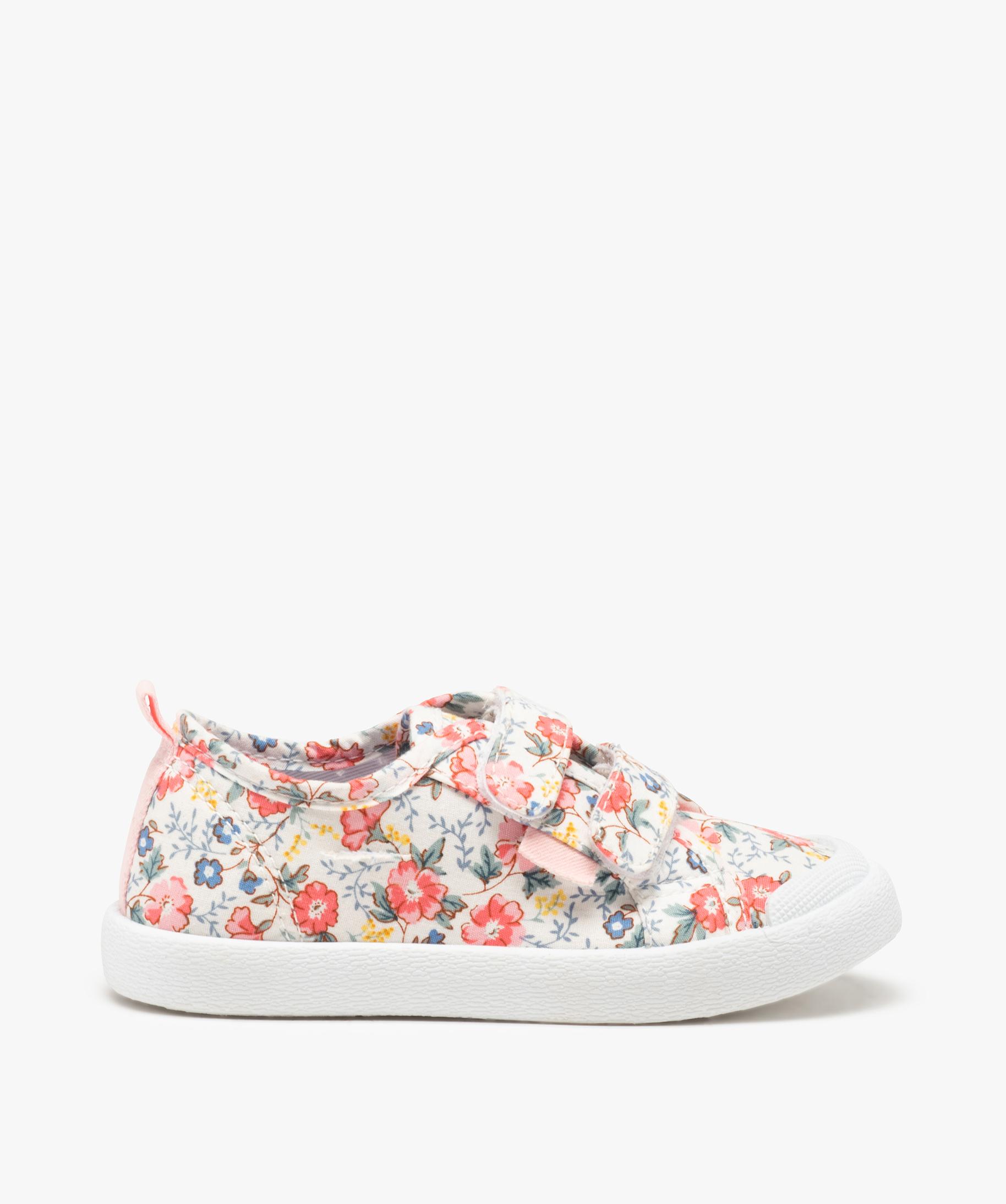 Chaussure fille shop bout renforcé