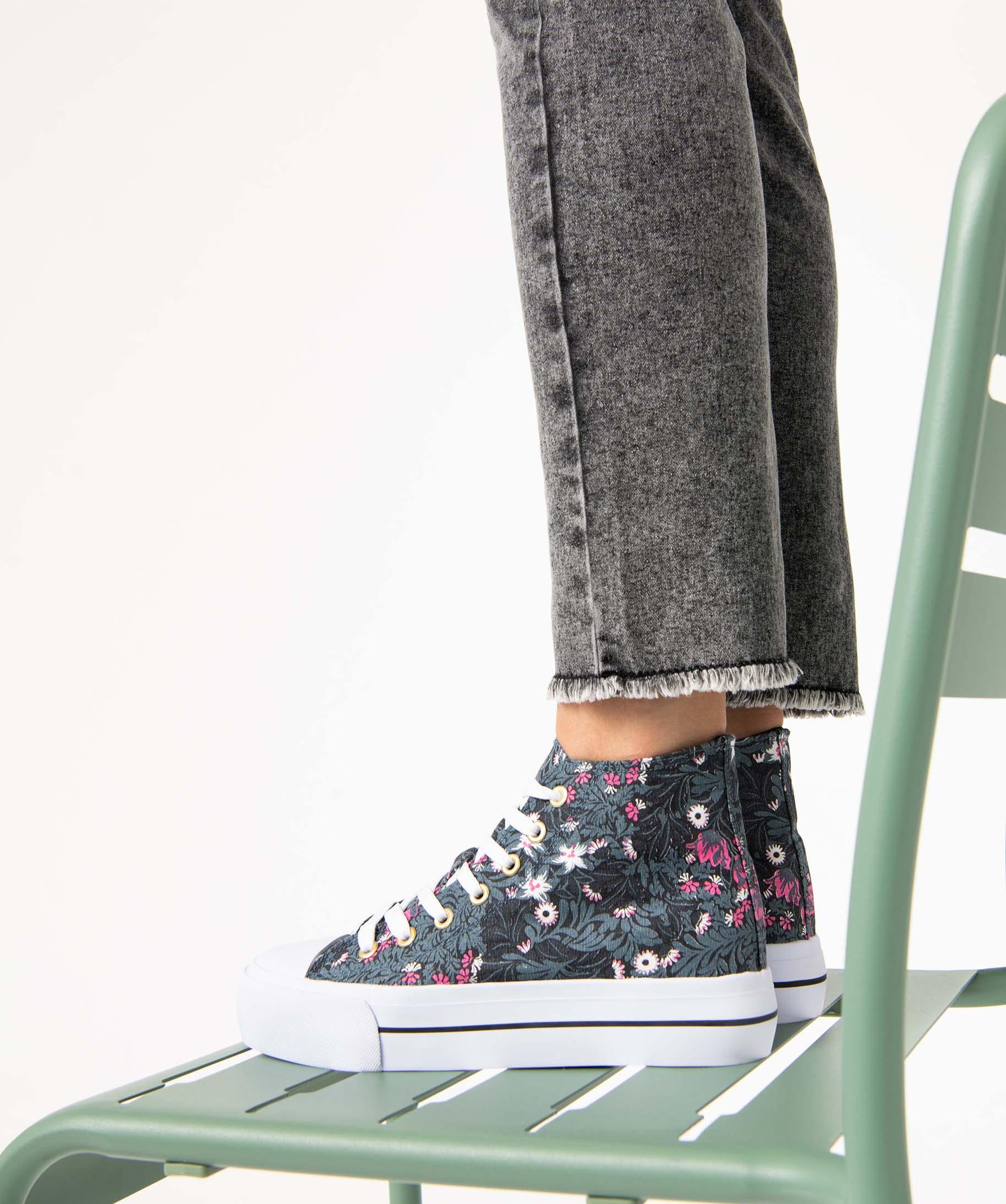 Baskets femme mid cut en toile imprime fleurs multicouleur GEMO