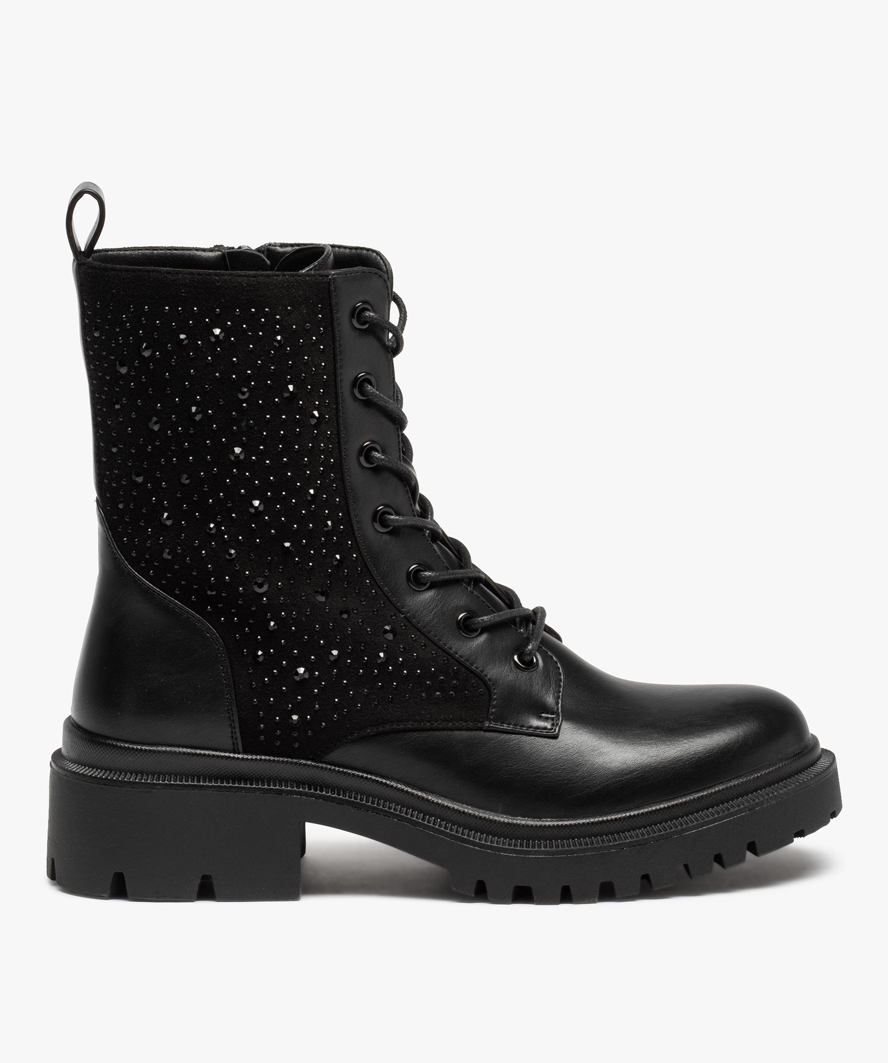 Bottines femme unies a strass et semelle crantee
