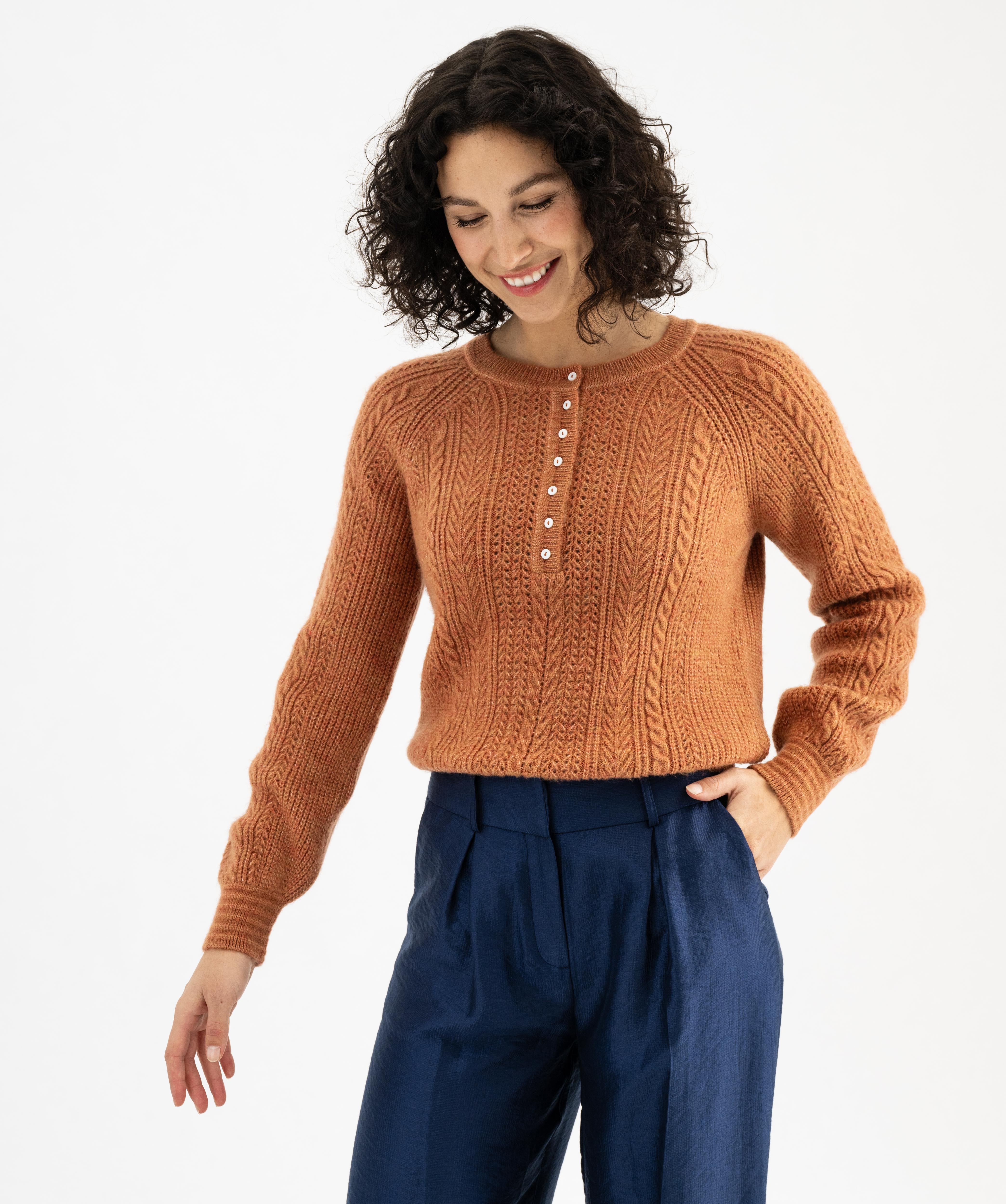 Buy ComFiTec Essential Plus Standard Neck Medium Online
