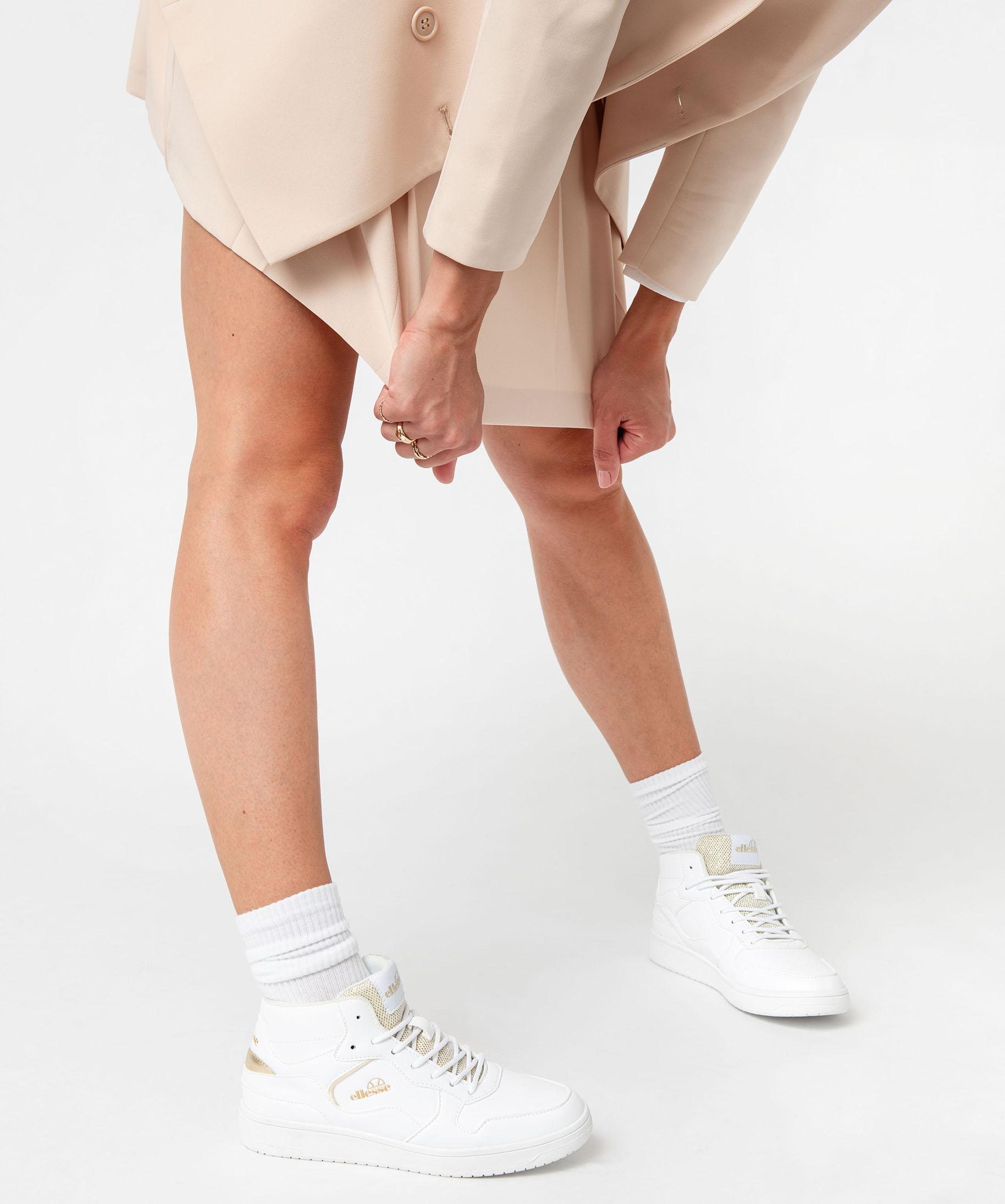 Baskets femme montantes avec languette pailletee en mesh Ellesse
