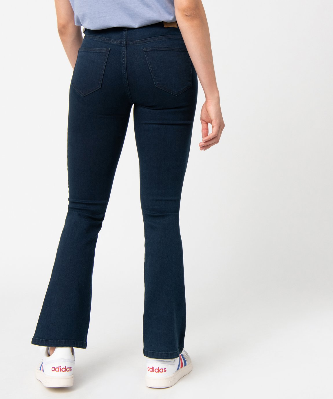 Jean Femme En Denim Bleu Embelli Lavage Moyen Taille 7/8