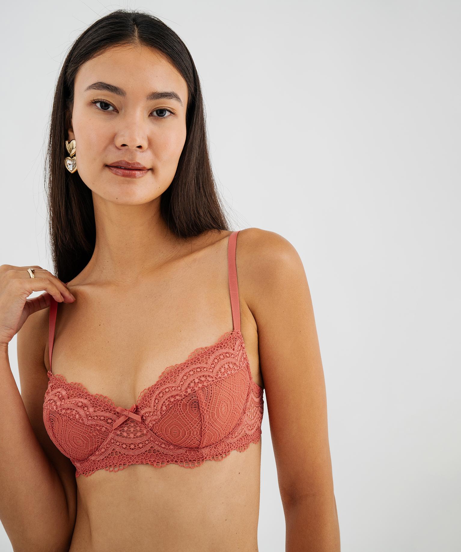 Soutien-gorge à armatures forme corbeille en dentelle - GEMO Soutien-gorge à armatures forme corbeille en dentelle - GEMO