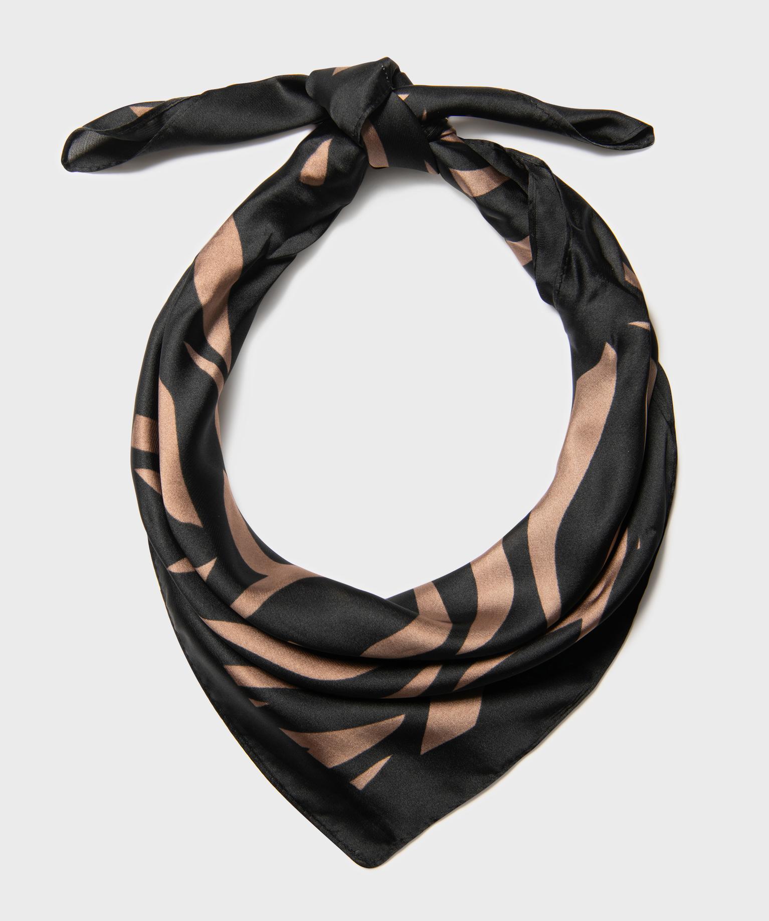 Foulard carré satiné femme - GEMO Foulard carré satiné femme - GEMO