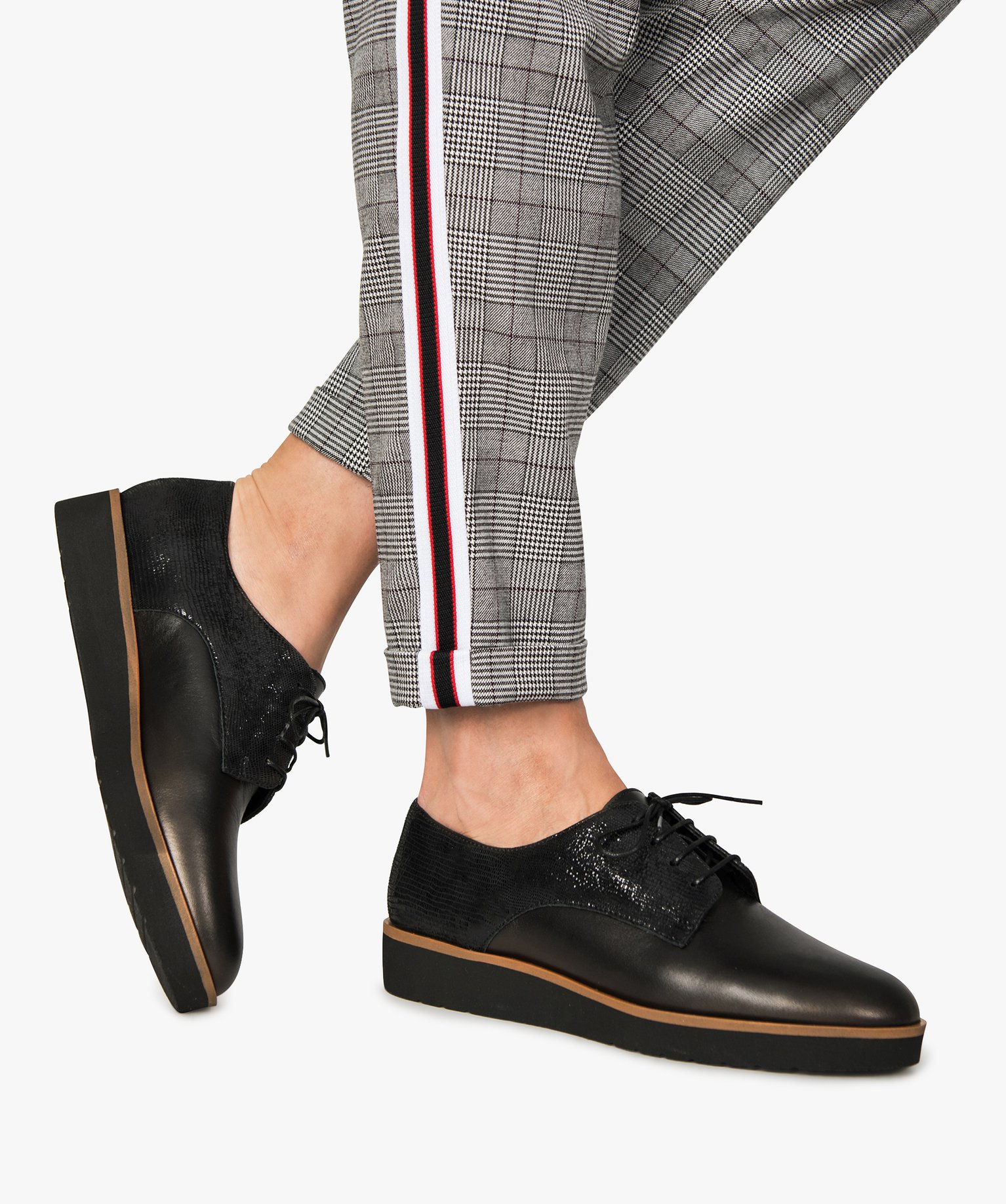 chaussure femme derby cuir