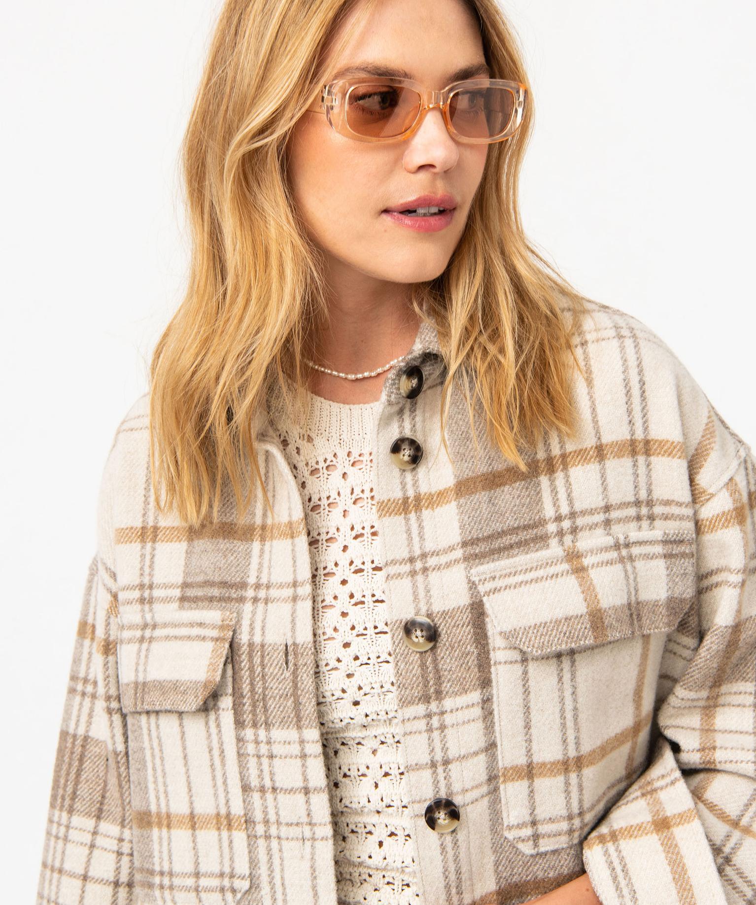 Veste chemise à carreaux avec larges poches femme ecru GEMO