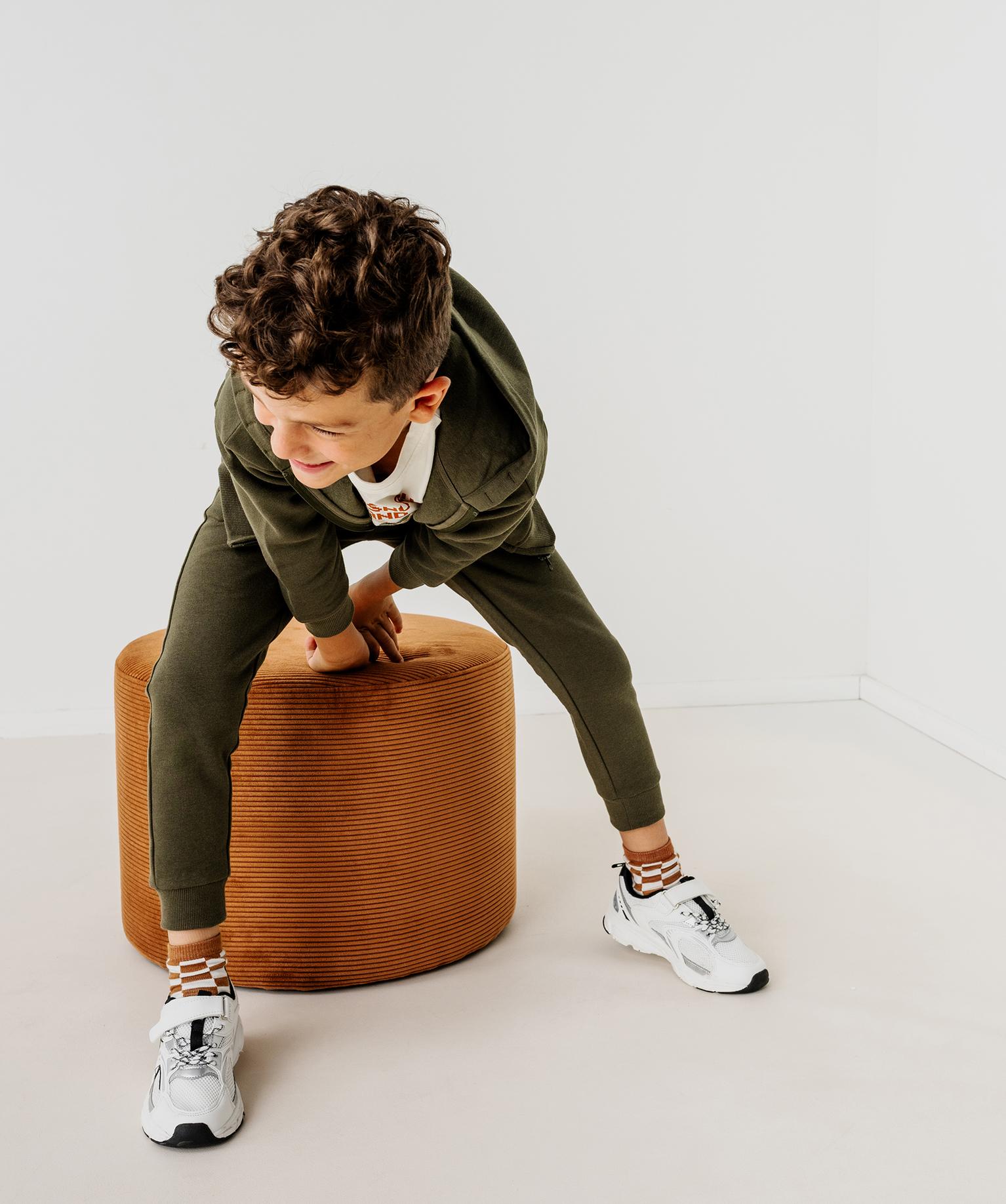 Pantalon de jogging molletonné avec ceinture ajustable garçon - 8A - kaki fonce - GEMO