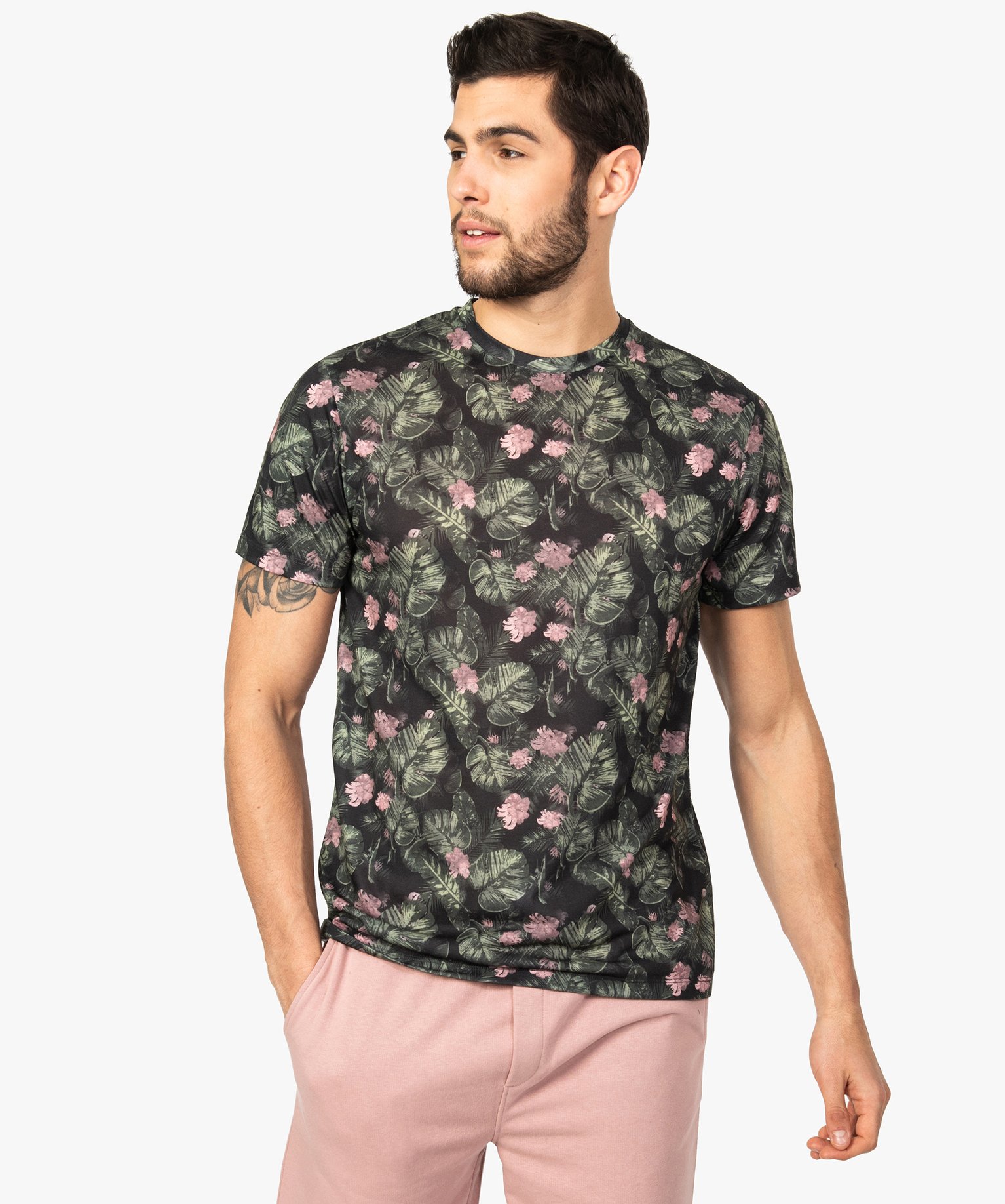 Tee shirt homme a manches courtes imprime fleuri