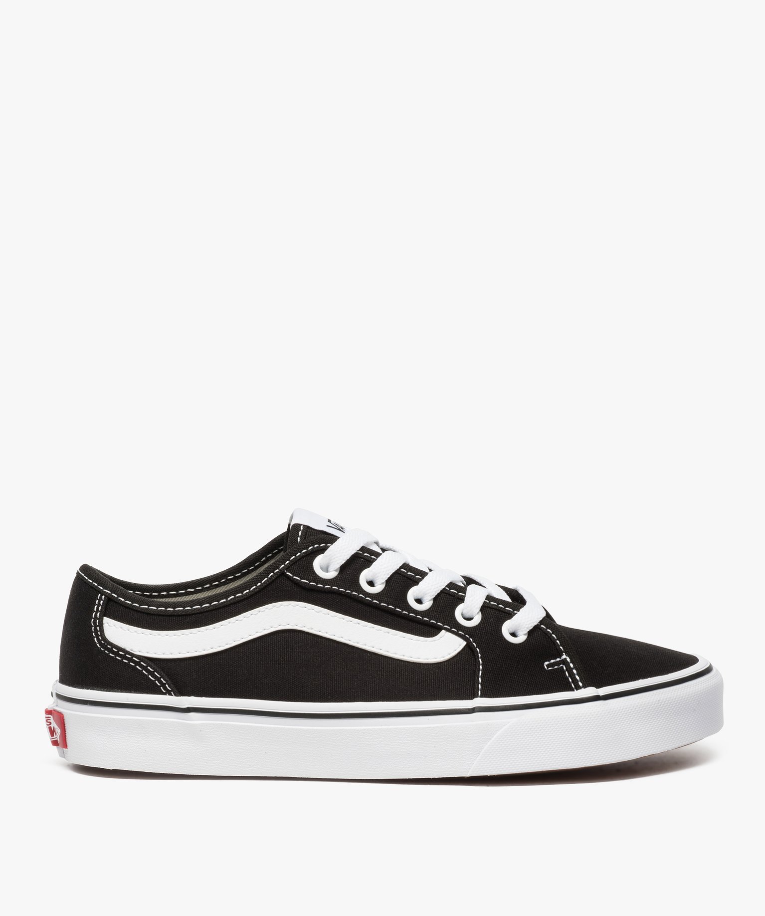 Baskets femme en toile fermeture a lacets Vans