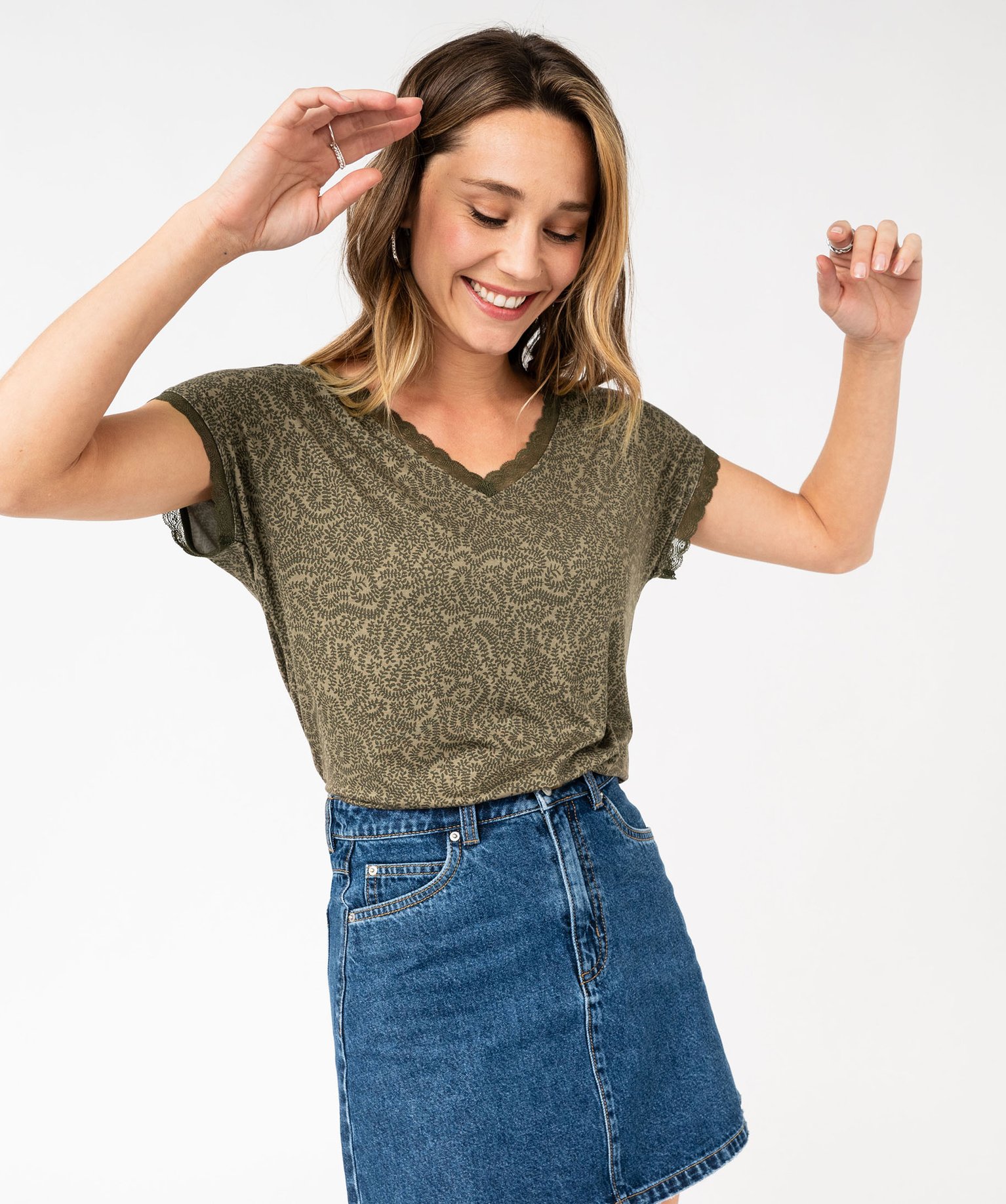 Tee-shirt à manches ultra courtes et col V en dentelle femme - S - kaki - GEMO