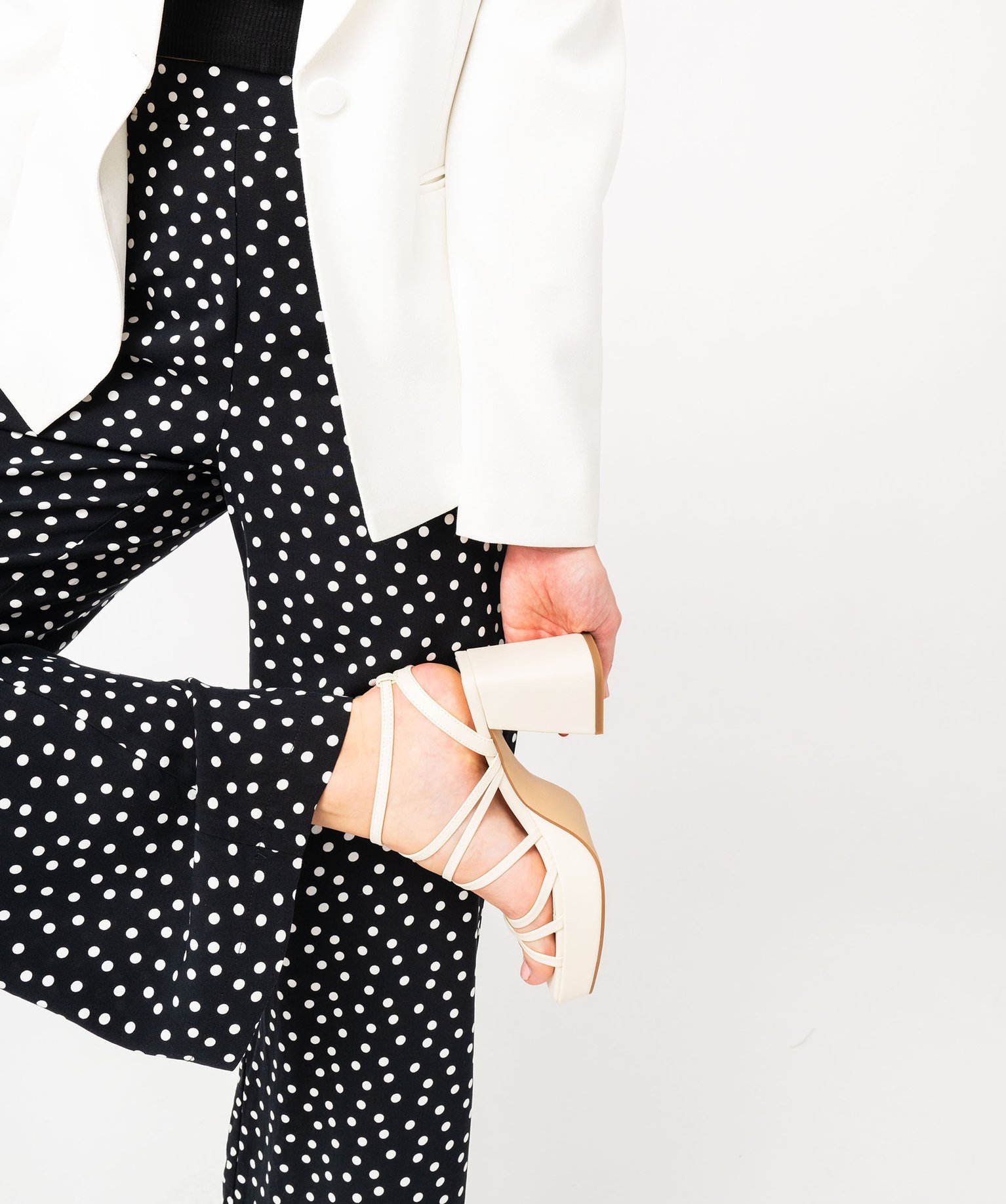 Sandales femme à talon flare unies avec fines brides entrelacées - 36 - beige - GEMO