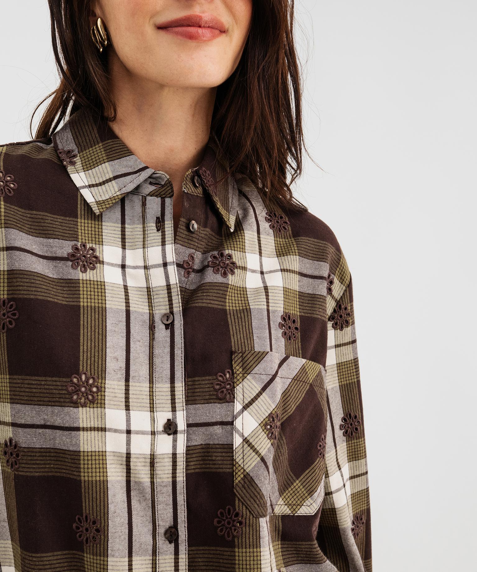 Chemise à carreaux et motifs brodés ajourés femme - 42-44/L - vert - GEMO