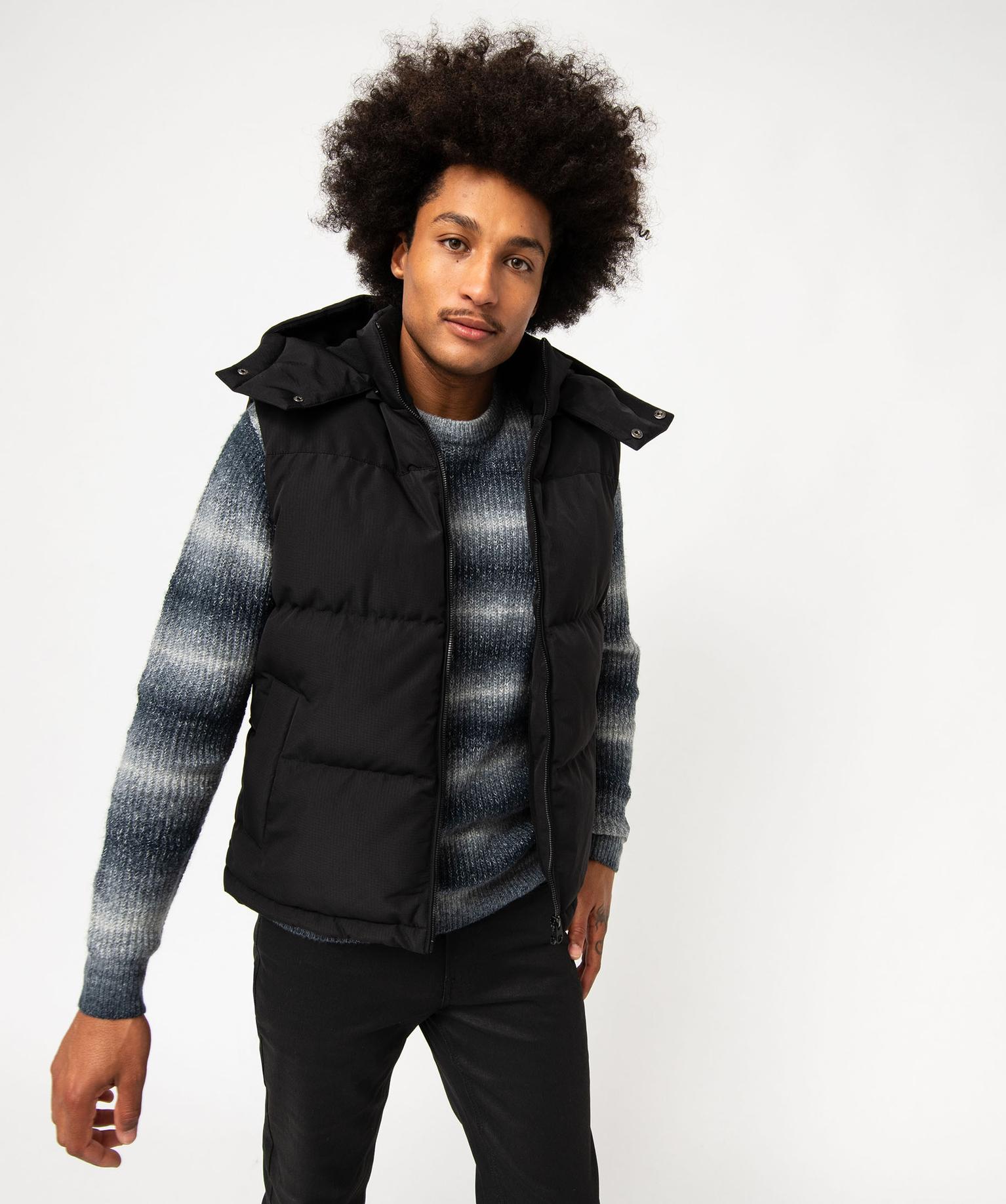 Blouson sans manches à capuche amovible et doublure polaire