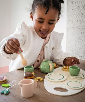 Sweat zippé avec volants sur les épaules bébé fille vue4 - GEMO(BEBE DEBT) - GEMO