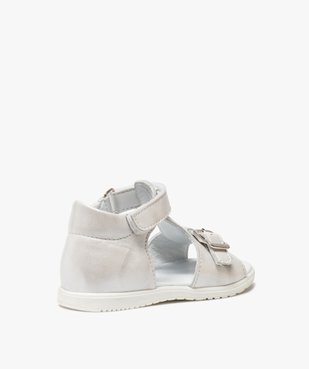 Sandales bébé fille unies en cuir avec reflets irisés vue4 - GEMO(BEBE DEBT) - GEMO