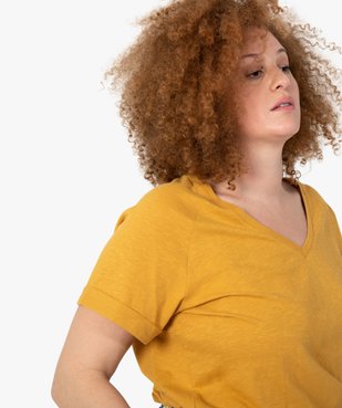 Tee-shirt femme grande taille à manches courtes et col V vue2 - GEMO (G TAILLE) - GEMO