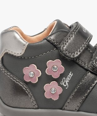Chaussures bébé fille à scratch décor fleurs - Geox vue6 - GEOX - GEMO