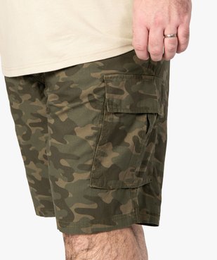 Bermuda homme multipoches à motif camouflage vue2 - GEMO (HOMME) - GEMO