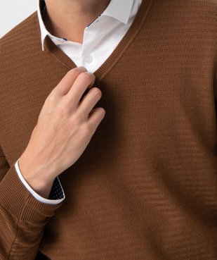 Pull homme à col V en maille fantaisie vue2 - GEMO (HOMME) - GEMO