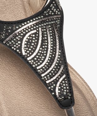 Sandales femme plates à entre-doigts ornées de strass  vue6 - GEMO (CASUAL) - GEMO