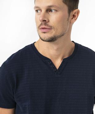 Tee-shirt manches courtes col fantaisie à rayures jacquard homme vue2 - GEMO (HOMME) - GEMO