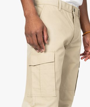 Pantalon homme en toile avec poches à rabat sur les cuisses vue5 - GEMO (HOMME) - GEMO