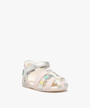 Chaussures premiers pas bébé fille sandales en cuir avec brides fantaisie et à scratch - Kickers vue2 - KICKERS - GEMO
