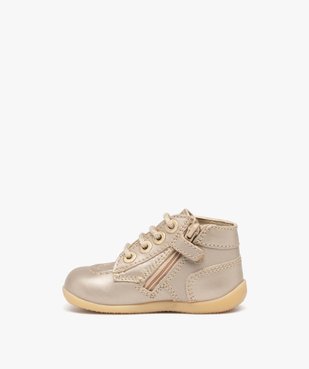 Chaussures premiers pas bébé fille en cuir imprimé fleuri - Kickers vue3 - KICKERS - GEMO
