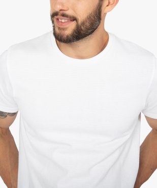 Tee-shirt homme 100% coton biologique en maille texturée vue2 - GEMO (HOMME) - GEMO