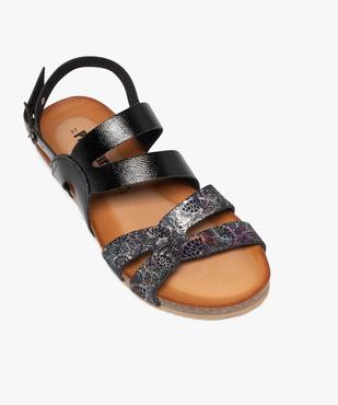 Sandales plates avec brides en cuir scintillantes et vernies femme vue6 - PIU NATURA - GEMO