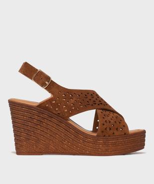 Sandales à talon compensé en cuir avec larges brides croisées ajourées femme - Tanéo vue1 - TANEO - GEMO