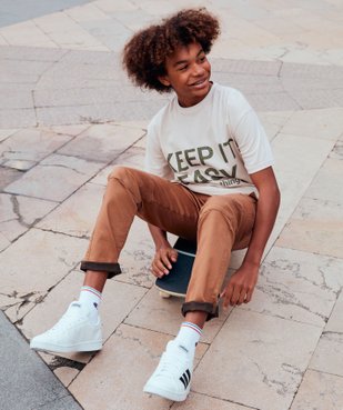 Tee-shirt garçon à manches courtes avec message vue1 - GEMO (JUNIOR) - GEMO
