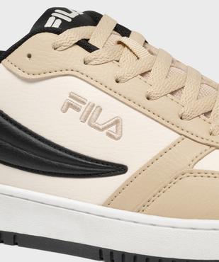 Baskets basses à tige grainée et perforée Rega NF homme - Fila vue7 - FILA - GEMO