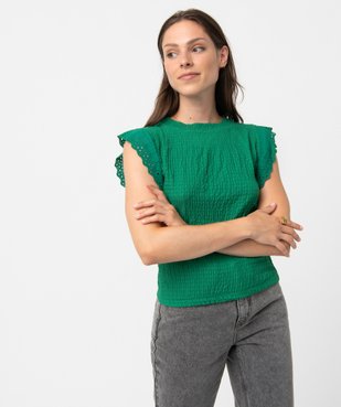 Tee-shirt femme sans manches en matière texturée vue1 - GEMO(FEMME PAP) - GEMO