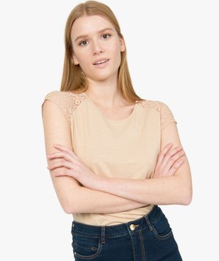 Tee-shirt femme à manches dentelle contenant du coton bio vue2 - GEMO C4G FEMME - GEMO