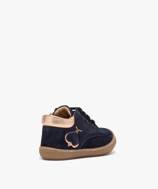 Chaussures premiers pas bébé fille en cuir uni suédé avec coccinelle - NA! vue4 - NA! - GEMO