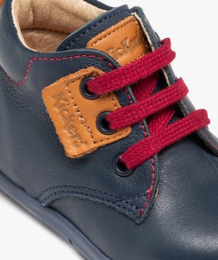 Chaussures premiers pas bébé garçon en cuir uni style denim - Kickers vue6 - KICKERS - GEMO