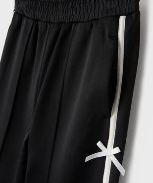 Pantalon de jogging avec petits noeuds sur le côté fille vue3 - GEMO (JUNIOR) - GEMO