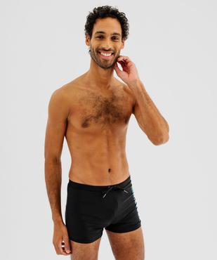 Maillot de bain forme boxer imprimé homme - Freegun vue4 - FREEGUN - GEMO