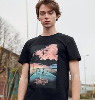 Tee-shirt homme avec large photo – Stranger Things vue6 - STRANGER THINGS - GEMO